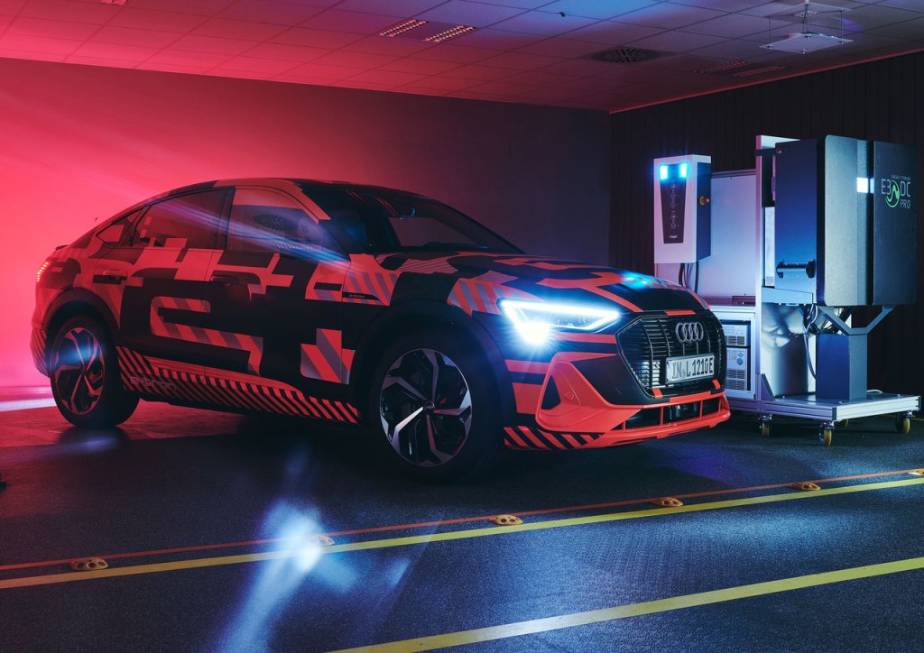 Picture of: Elektroauto als Teil der Energiewende: Audi forscht an